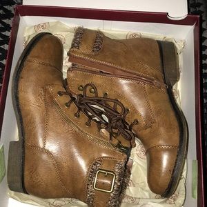 SO boots